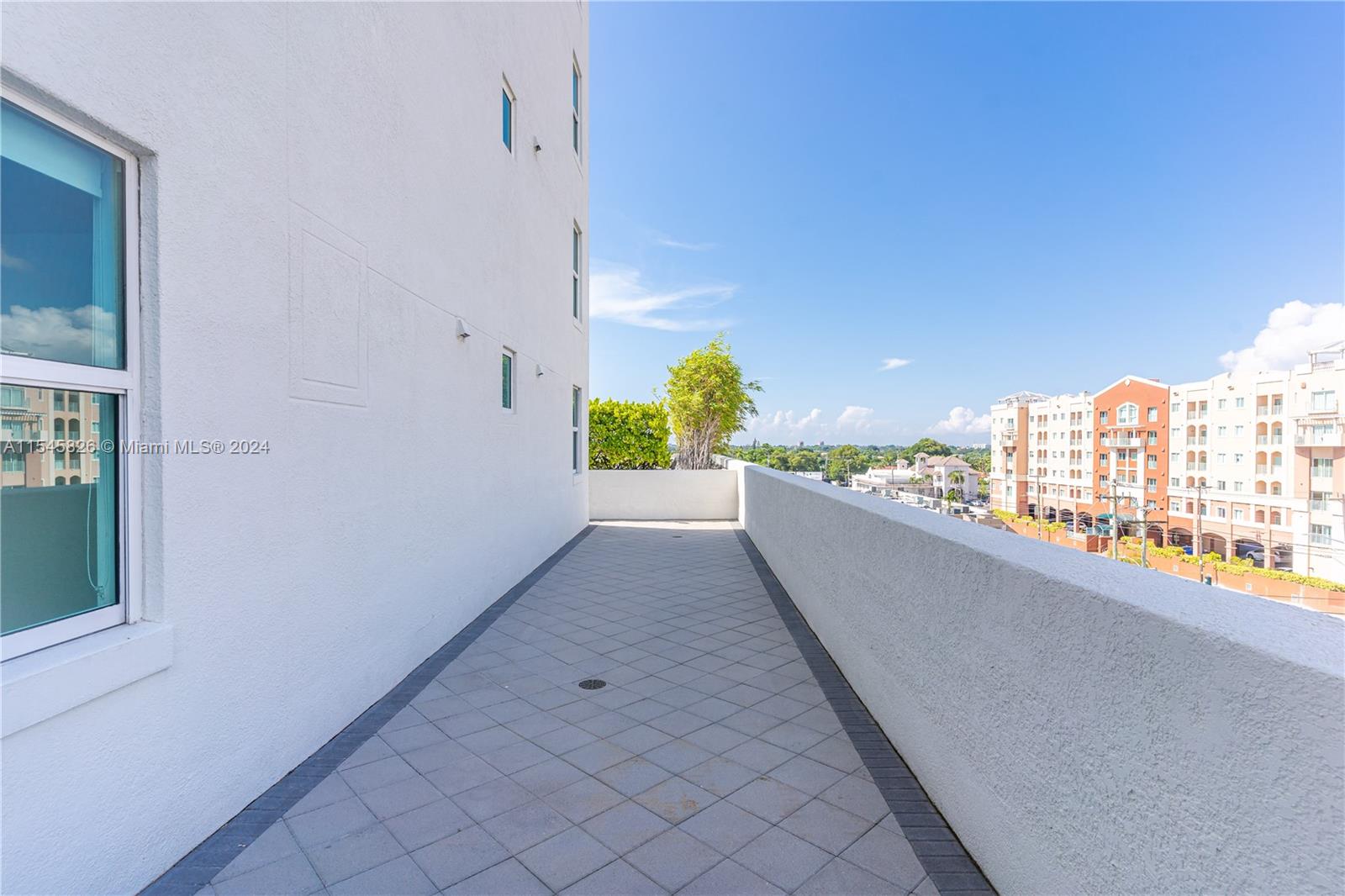 3180 SW 22nd Ter 506, Miami, Florida 33145, 2 Bedrooms Bedrooms, ,1 BathroomBathrooms,Residential,For Sale,3180 SW 22nd Ter 506,A11545826