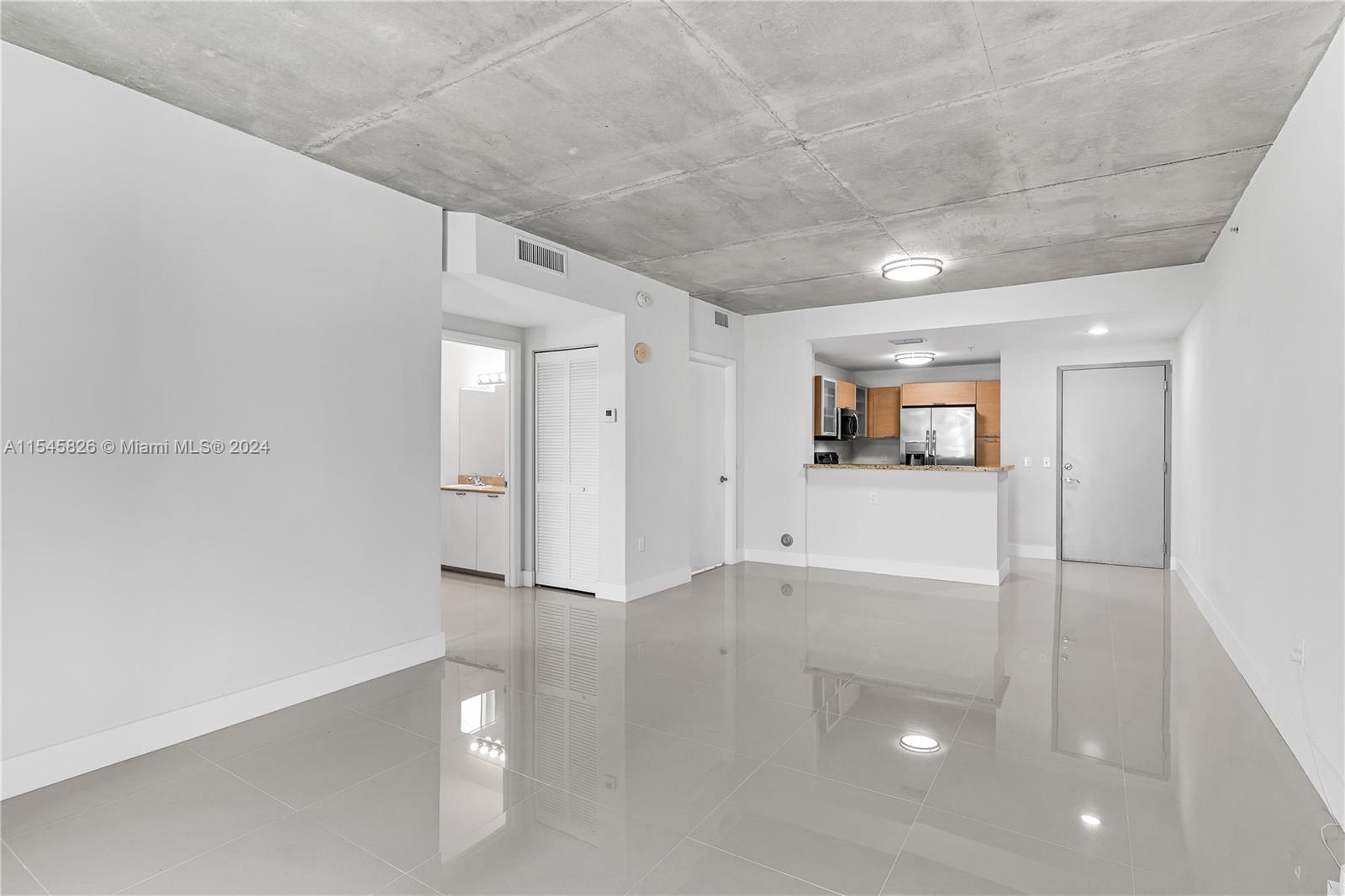 3180 SW 22nd Ter 506, Miami, Florida 33145, 2 Bedrooms Bedrooms, ,1 BathroomBathrooms,Residential,For Sale,3180 SW 22nd Ter 506,A11545826