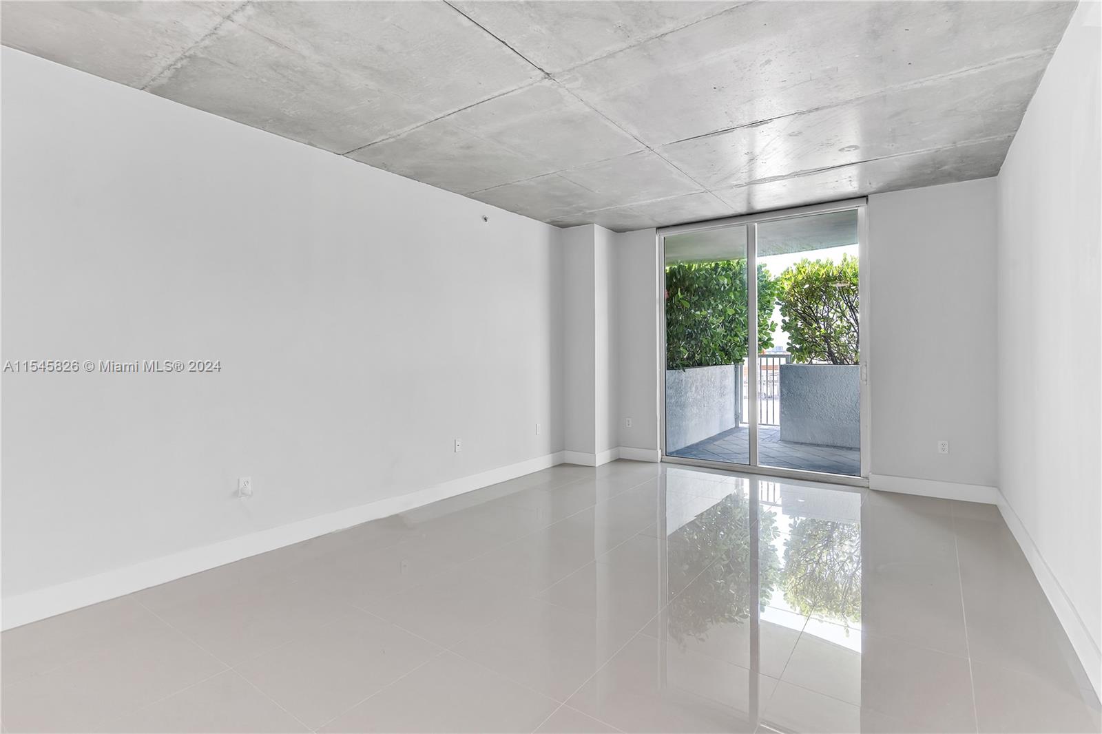 3180 SW 22nd Ter 506, Miami, Florida 33145, 2 Bedrooms Bedrooms, ,1 BathroomBathrooms,Residential,For Sale,3180 SW 22nd Ter 506,A11545826