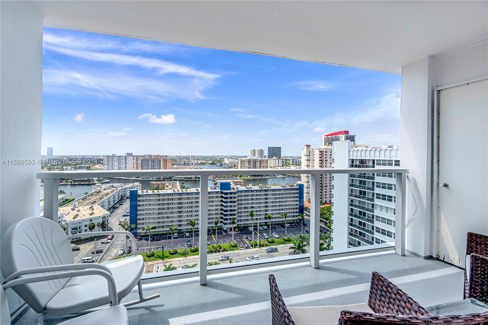 Captivating west views from your terrace