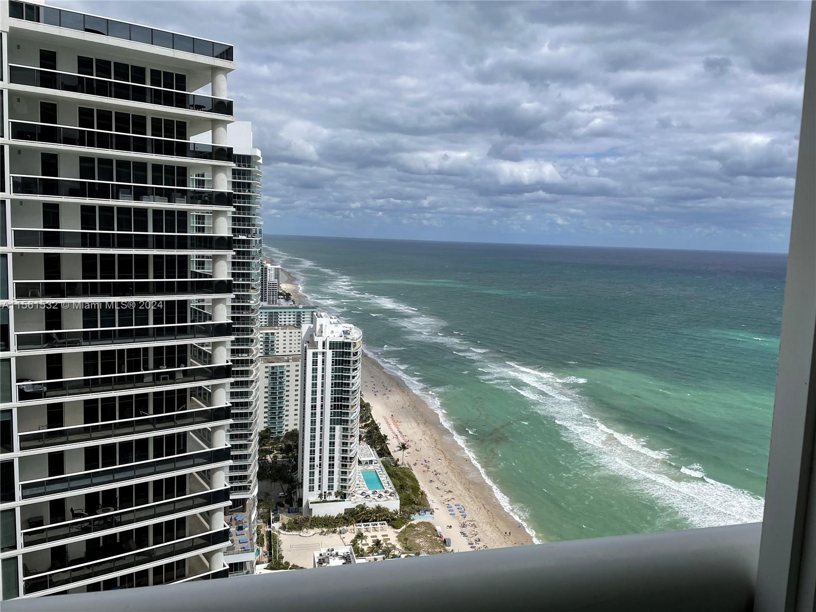 Hallandale Beach, Florida 33009, 1 Bedroom Bedrooms, ,1 BathroomBathrooms,Residentiallease,For Rent,A11561532
