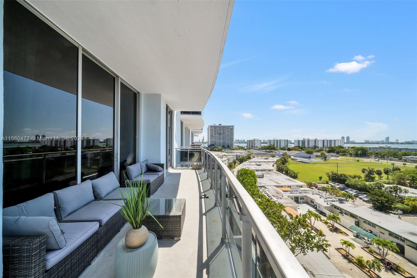 7901 Hispanola Ave 806, North Bay Village, Florida 33141, 2 Bedrooms Bedrooms, ,2 BathroomsBathrooms,Residential,For Sale,7901 Hispanola Ave 806,A11560477