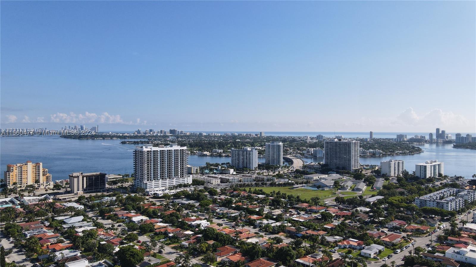 7901 Hispanola Ave 806, North Bay Village, Florida 33141, 2 Bedrooms Bedrooms, ,2 BathroomsBathrooms,Residential,For Sale,7901 Hispanola Ave 806,A11560477