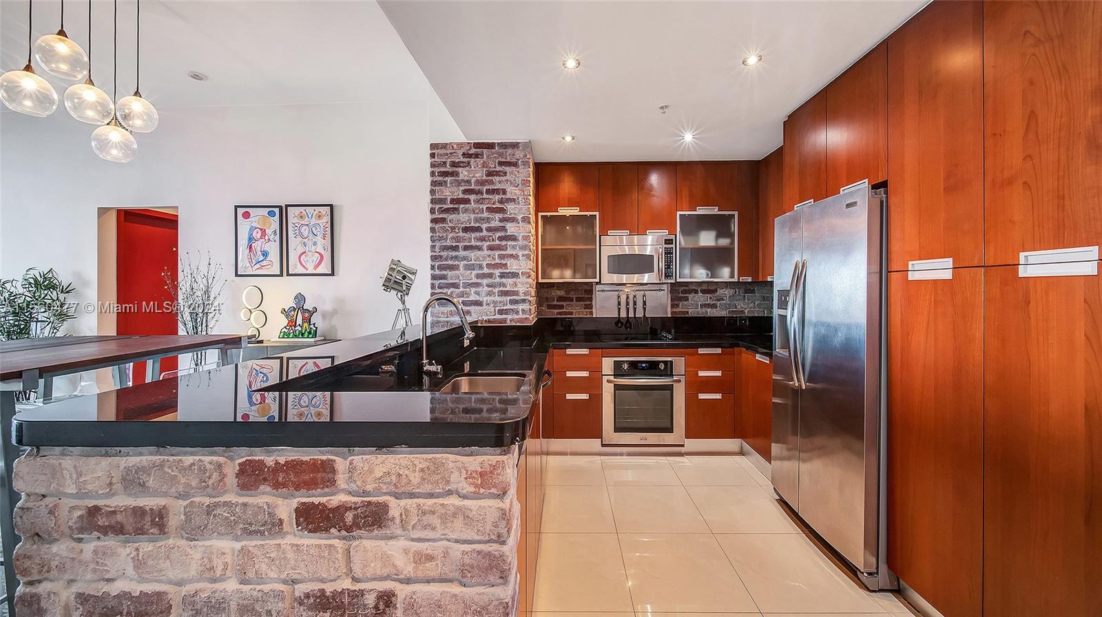 7901 Hispanola Ave 806, North Bay Village, Florida 33141, 2 Bedrooms Bedrooms, ,2 BathroomsBathrooms,Residential,For Sale,7901 Hispanola Ave 806,A11560477