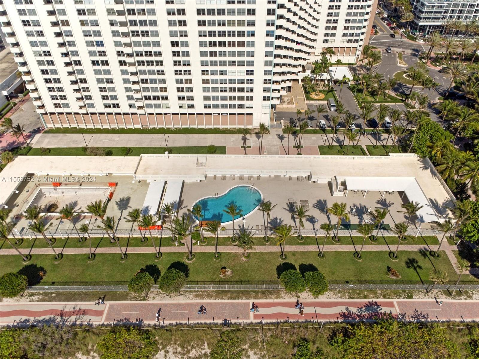 2899 Collins Ave 1104, Miami Beach, Florida 33140, ,1 BathroomBathrooms,Residential,For Sale,2899 Collins Ave 1104,A11559752