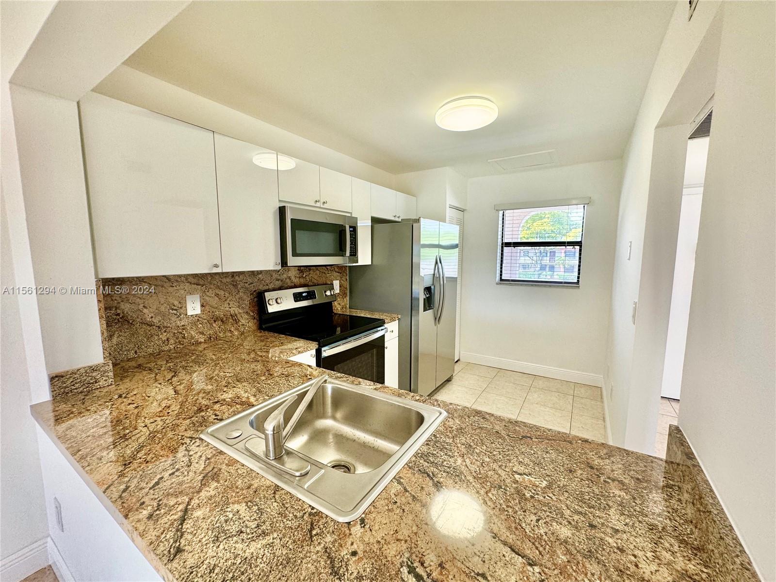 870 NE 207th Ter 203-9, Miami, Florida 33179, 2 Bedrooms Bedrooms, ,2 BathroomsBathrooms,Residential,For Sale,870 NE 207th Ter 203-9,A11561294