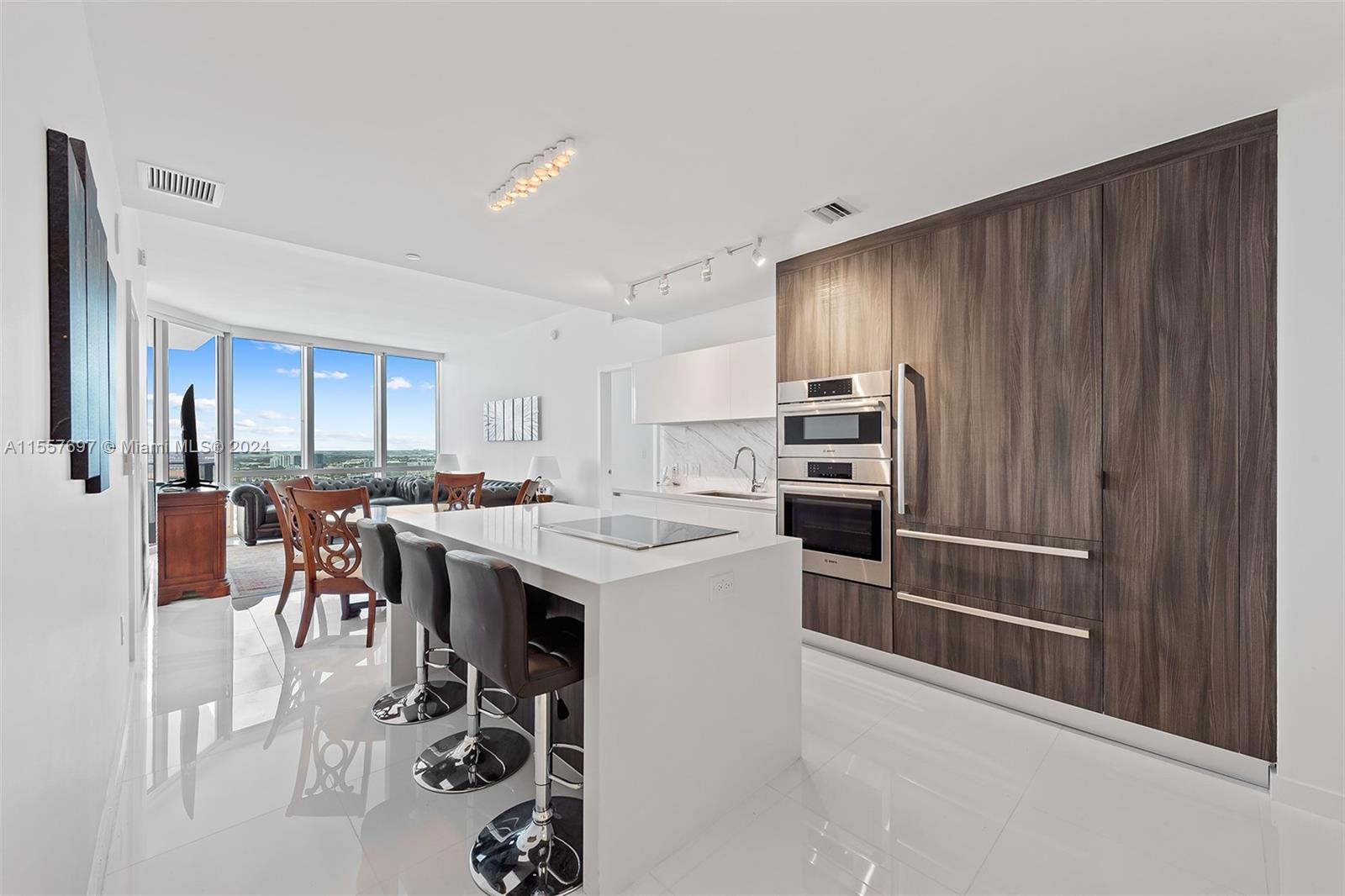 851 NE 1st Ave 3508, Miami, Florida 33132, 2 Bedrooms Bedrooms, ,3 BathroomsBathrooms,Residentiallease,For Rent,851 NE 1st Ave 3508,A11557697