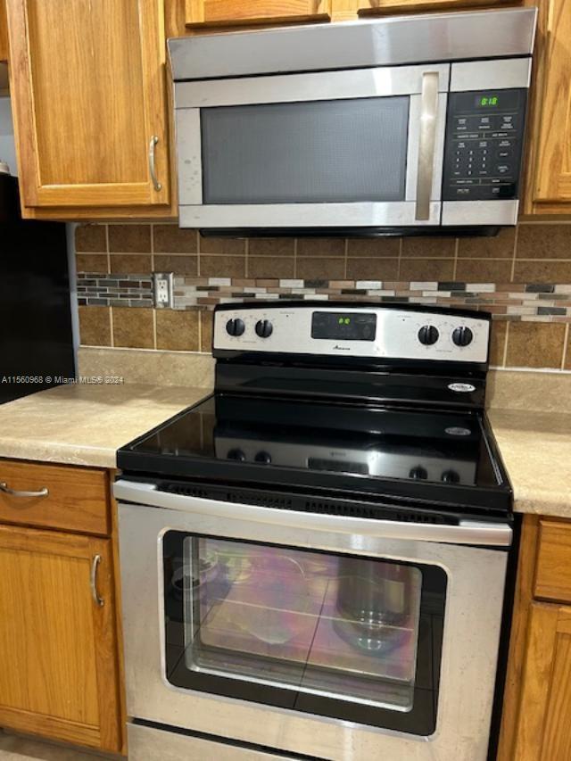 705 NE 2nd St 1, Hallandale Beach, Florida 33009, 1 Bedroom Bedrooms, ,1 BathroomBathrooms,Residentiallease,For Rent,705 NE 2nd St 1,A11560968