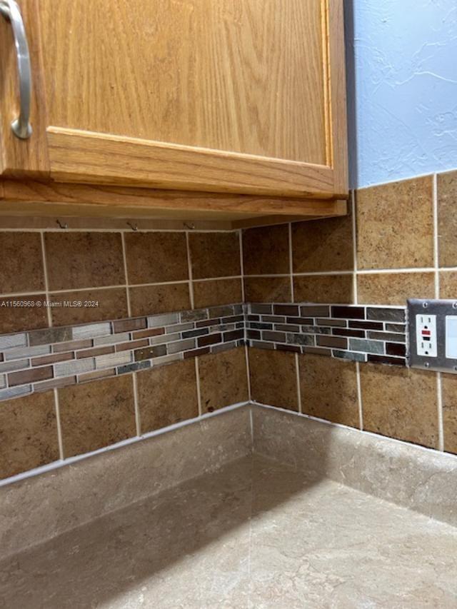 705 NE 2nd St 1, Hallandale Beach, Florida 33009, 1 Bedroom Bedrooms, ,1 BathroomBathrooms,Residentiallease,For Rent,705 NE 2nd St 1,A11560968