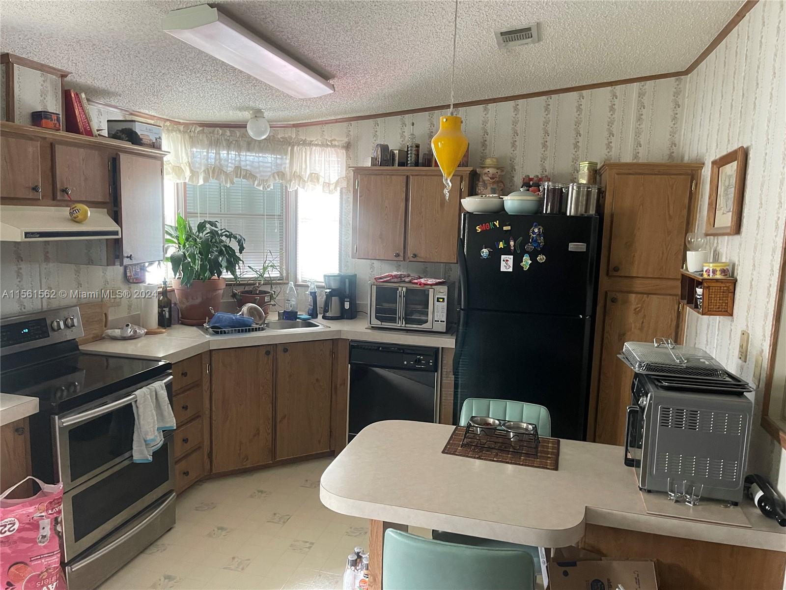 19800 SW 180th Ave Unit 130, Miami, Florida 33187, 2 Bedrooms Bedrooms, ,2 BathroomsBathrooms,Residential,For Sale,19800 SW 180th Ave Unit 130,A11561562