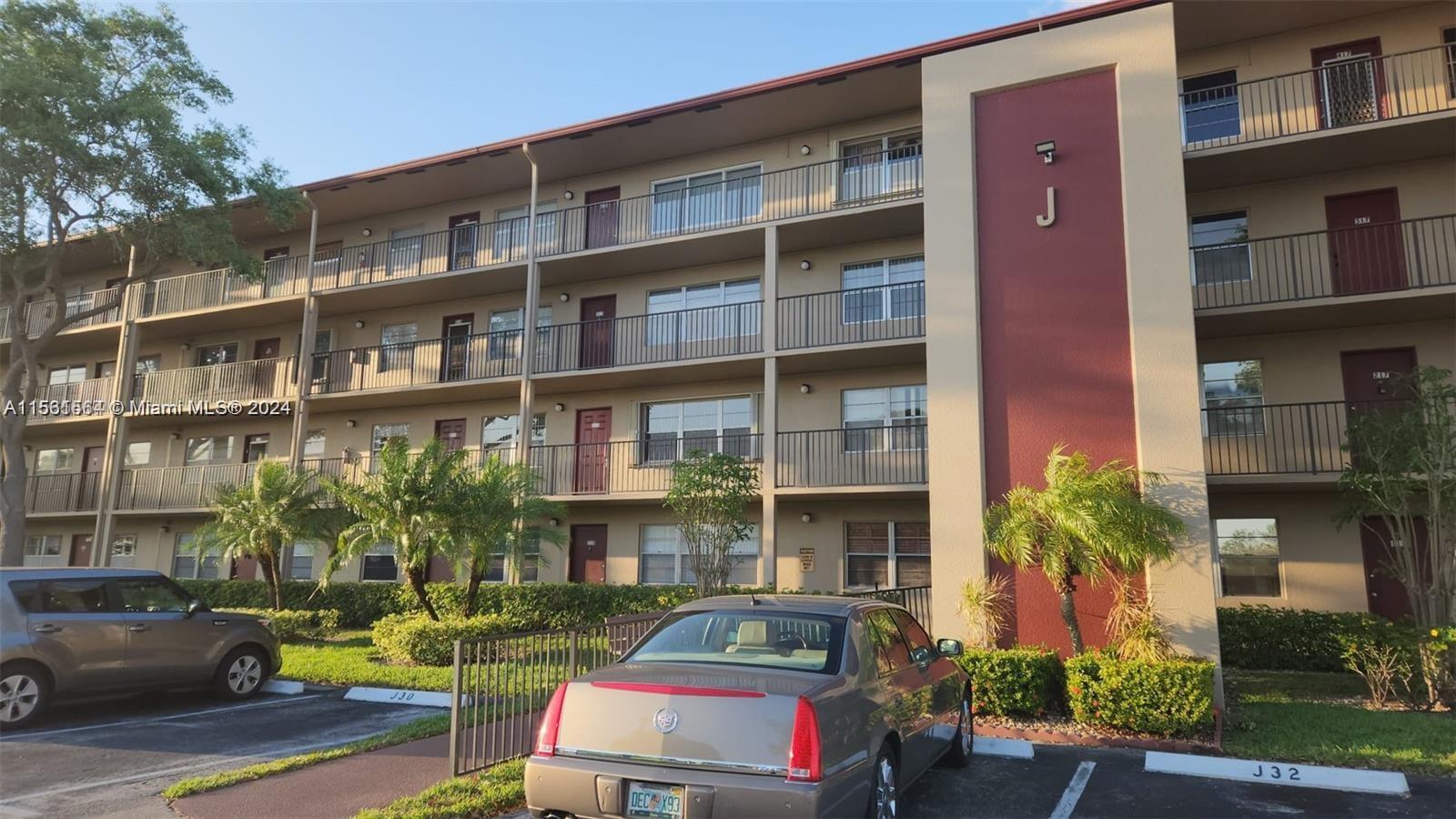 13455 SW 9th Ct 113J, Pembroke Pines, Florida 33027, 2 Bedrooms Bedrooms, ,1 BathroomBathrooms,Residentiallease,For Rent,13455 SW 9th Ct 113J,A11561564