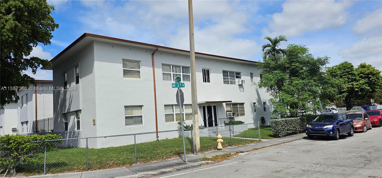 3901 W Flagler St A6, Miami, Florida 33134, 1 Bedroom Bedrooms, ,1 BathroomBathrooms,Residential,For Sale,3901 W Flagler St A6,A11557360