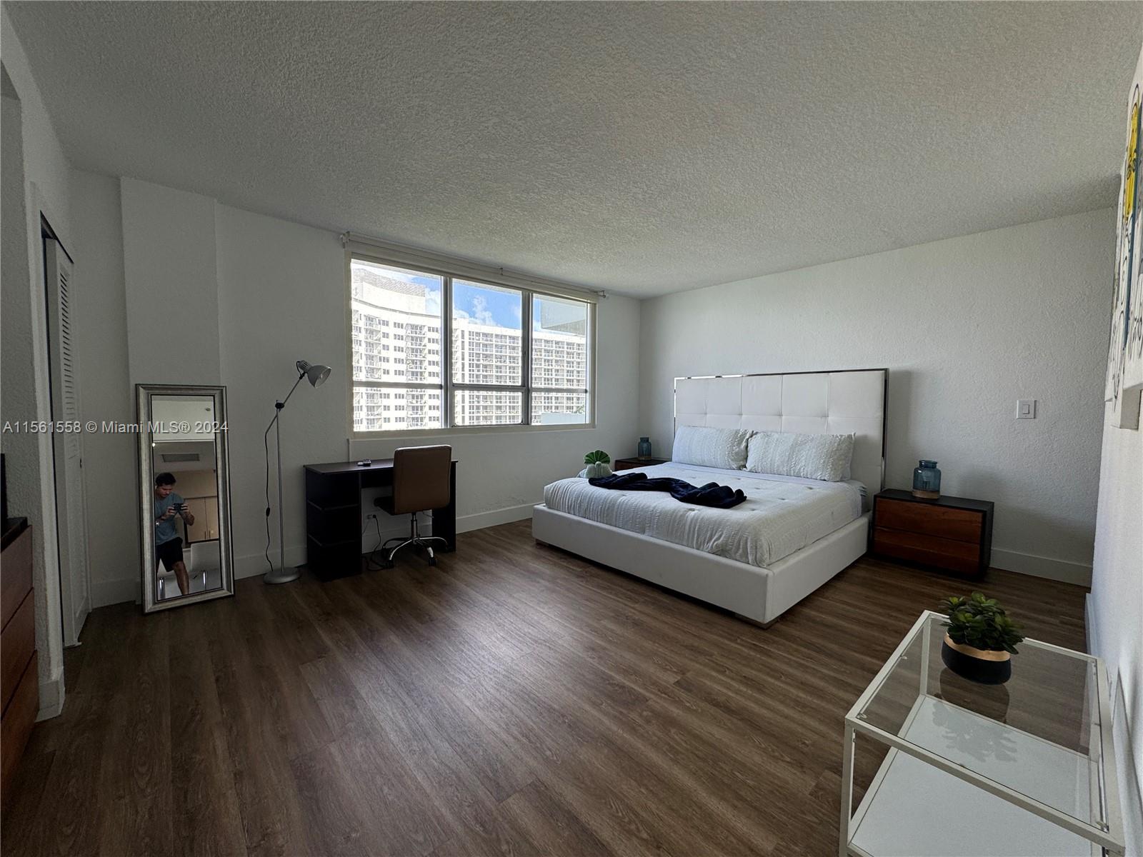 1500 Bay Rd 840S, Miami Beach, Florida 33139, 1 Bedroom Bedrooms, ,1 BathroomBathrooms,Residentiallease,For Rent,1500 Bay Rd 840S,A11561558