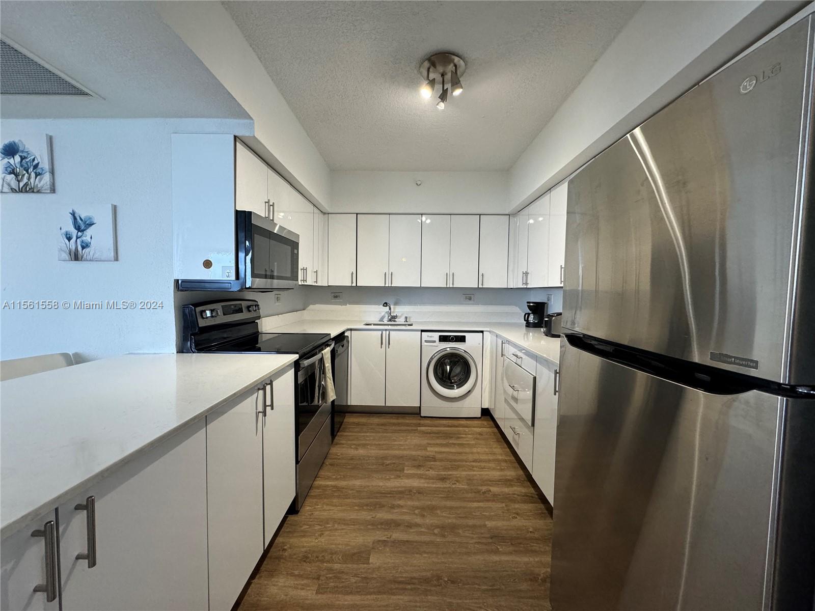 1500 Bay Rd 840S, Miami Beach, Florida 33139, 1 Bedroom Bedrooms, ,1 BathroomBathrooms,Residentiallease,For Rent,1500 Bay Rd 840S,A11561558