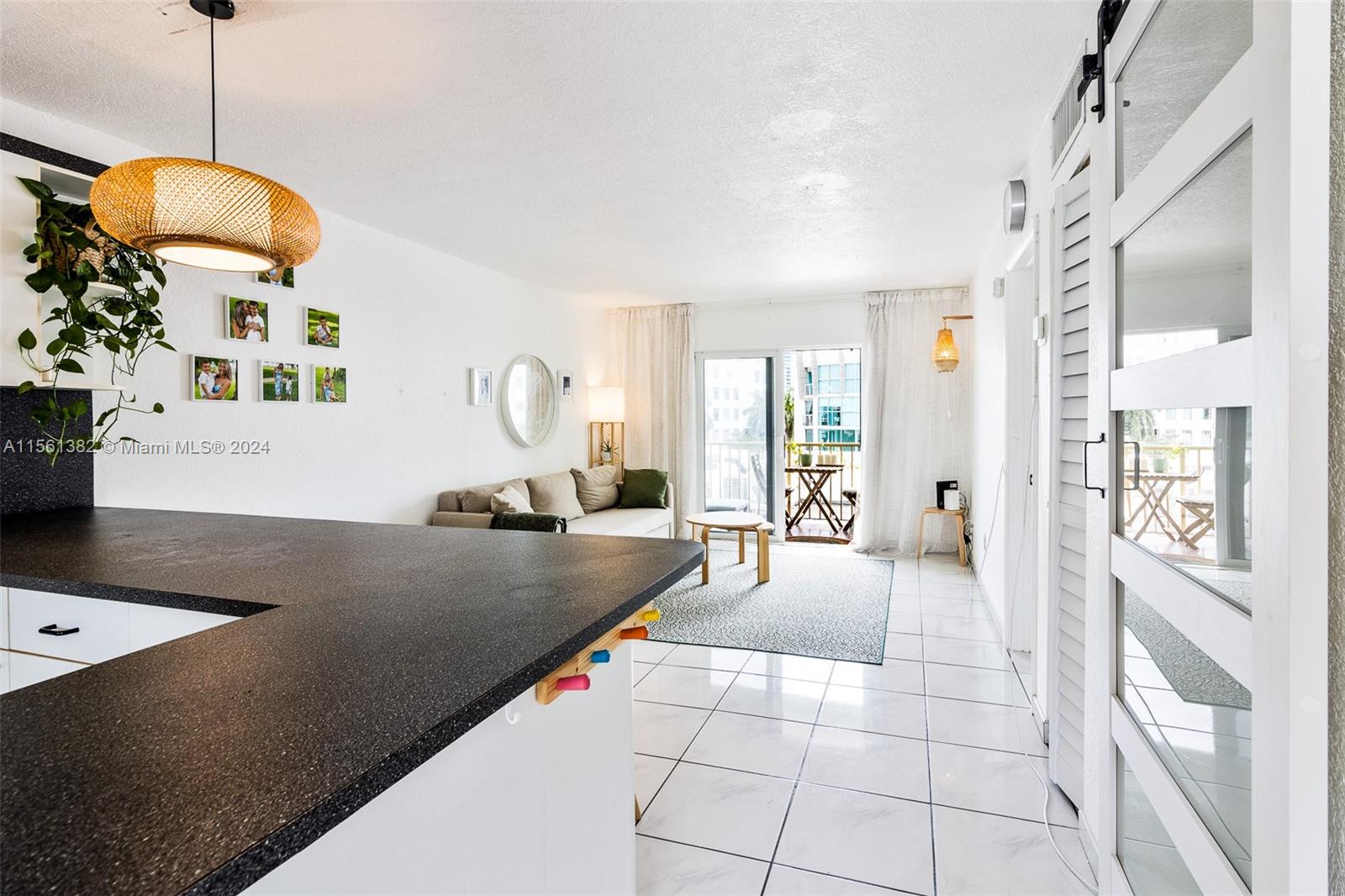 220 Washington Ave 5C, Miami Beach, Florida 33139, 1 Bedroom Bedrooms, ,1 BathroomBathrooms,Residential,For Sale,220 Washington Ave 5C,A11561382