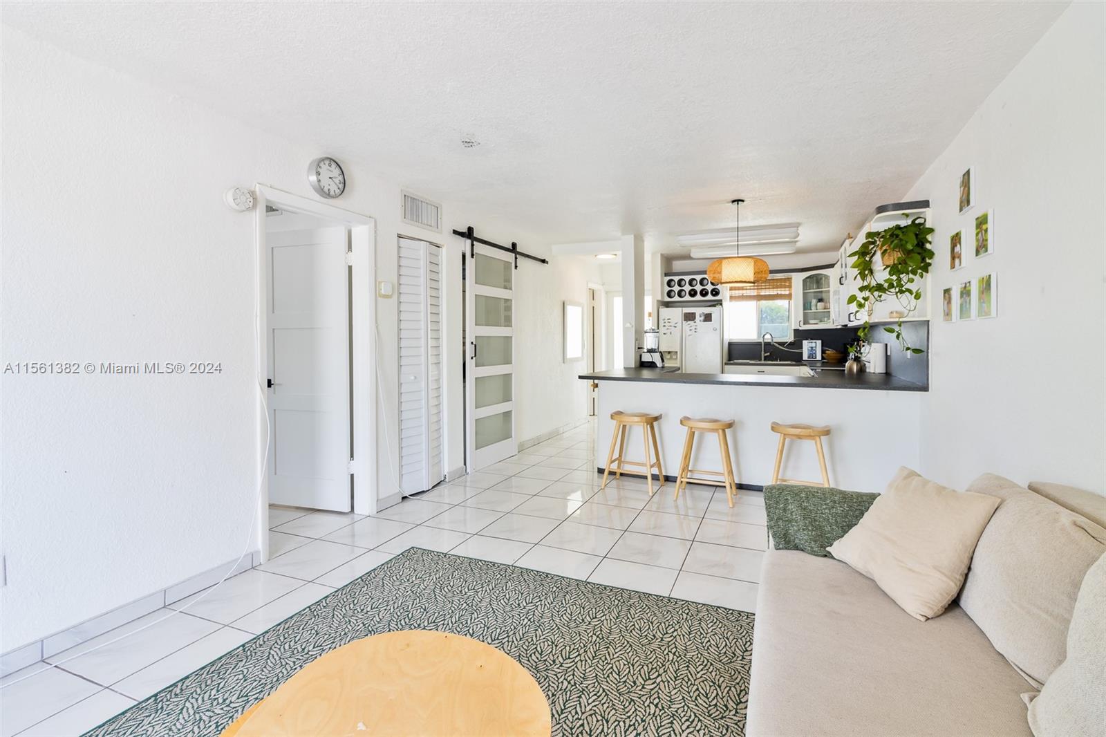 220 Washington Ave 5C, Miami Beach, Florida 33139, 1 Bedroom Bedrooms, ,1 BathroomBathrooms,Residential,For Sale,220 Washington Ave 5C,A11561382