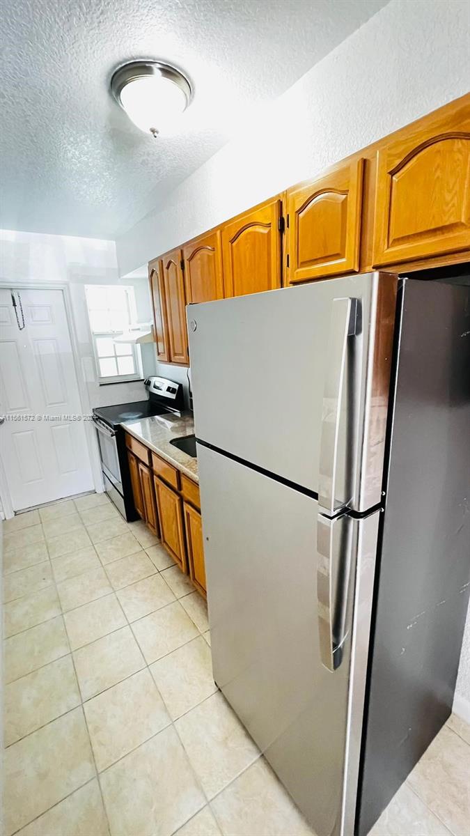 1451 NE 170th St 203A, North Miami Beach, Florida 33162, 1 Bedroom Bedrooms, ,1 BathroomBathrooms,Residentiallease,For Rent,1451 NE 170th St 203A,A11561572