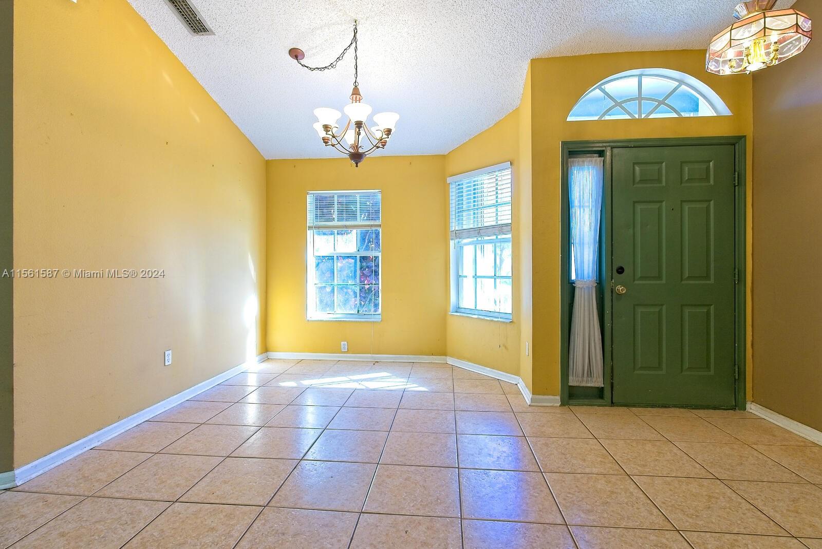 450 SE 20th Ln, Homestead, Florida 33033, 3 Bedrooms Bedrooms, ,2 BathroomsBathrooms,Residential,For Sale,450 SE 20th Ln,A11561587