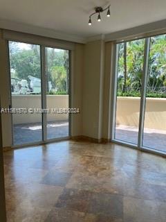 1745 E Hallandale Beach Blvd 102W, Hallandale Beach, Florida 33009, 3 Bedrooms Bedrooms, ,3 BathroomsBathrooms,Residentiallease,For Rent,1745 E Hallandale Beach Blvd 102W,A11561570