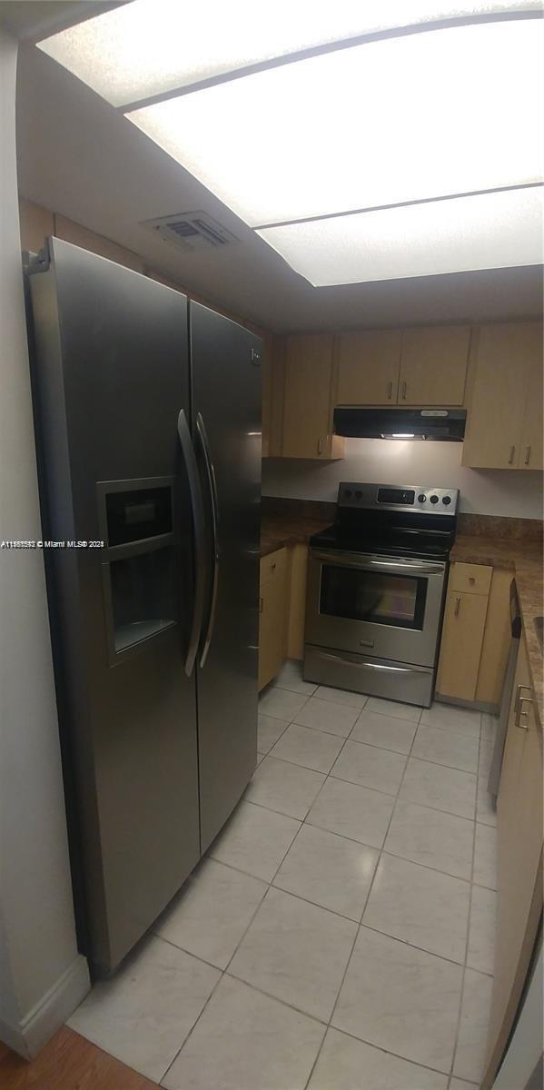 2174 Champions Way, North Lauderdale, Florida 33068, 2 Bedrooms Bedrooms, ,2 BathroomsBathrooms,Residentiallease,For Rent,2174 Champions Way,A11561593