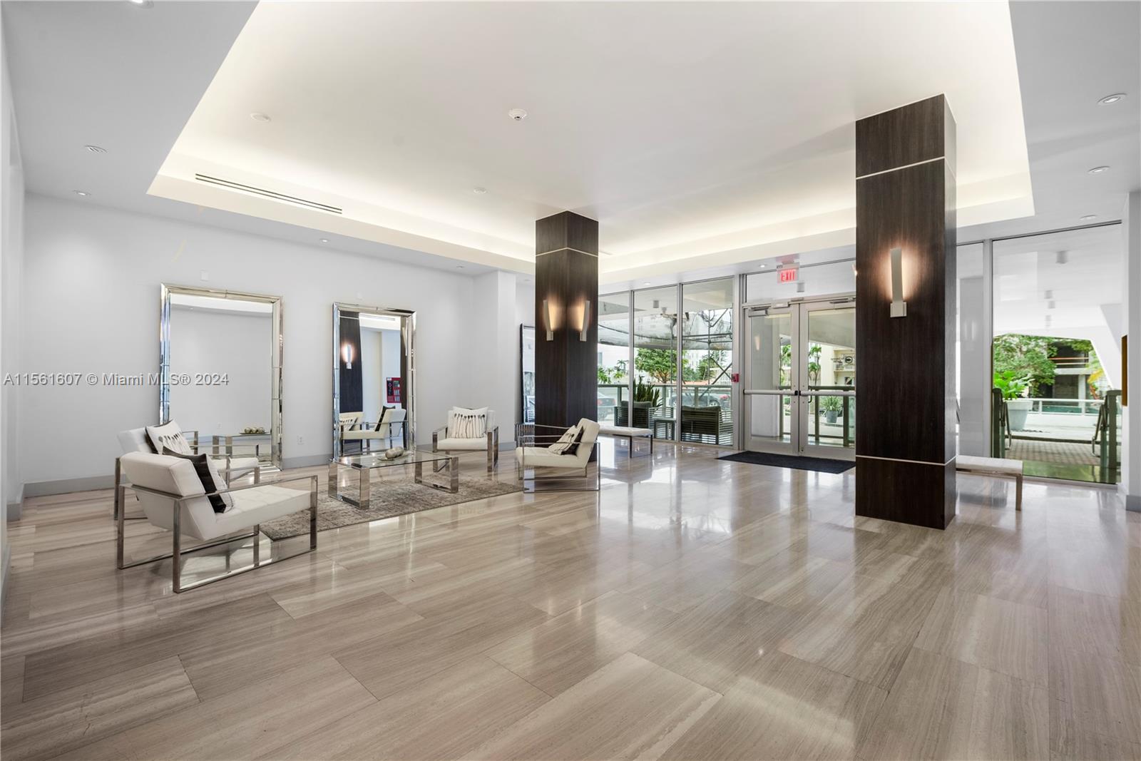 1228 West Ave 611, Miami Beach, Florida 33139, 1 Bedroom Bedrooms, ,1 BathroomBathrooms,Residential,For Sale,1228 West Ave 611,A11561607