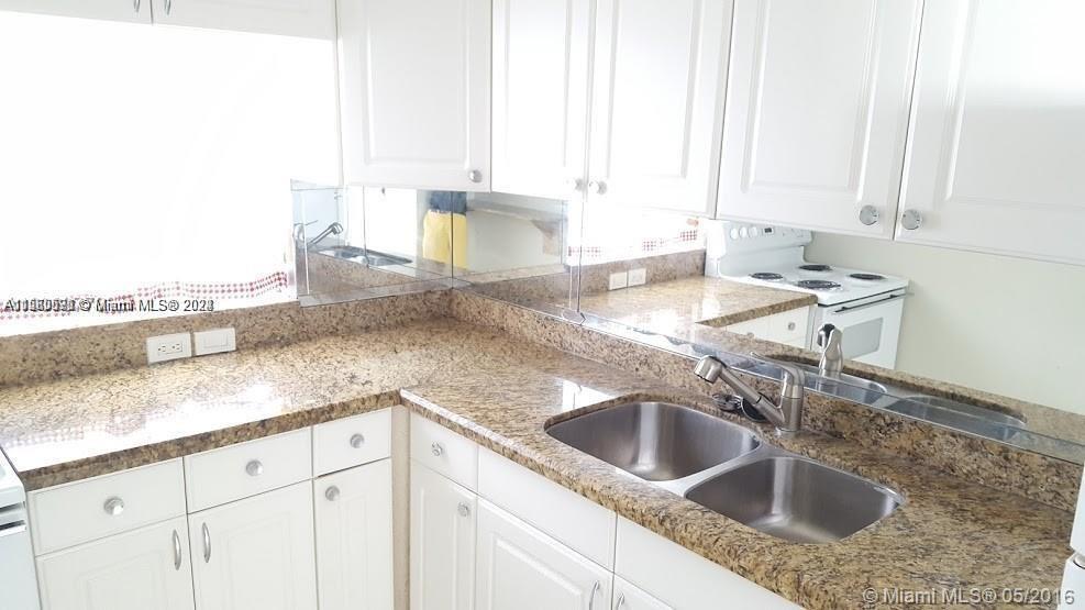 7125 Bonita Dr 201, Miami Beach, Florida 33141, 2 Bedrooms Bedrooms, ,2 BathroomsBathrooms,Residentiallease,For Rent,7125 Bonita Dr 201,A11560571