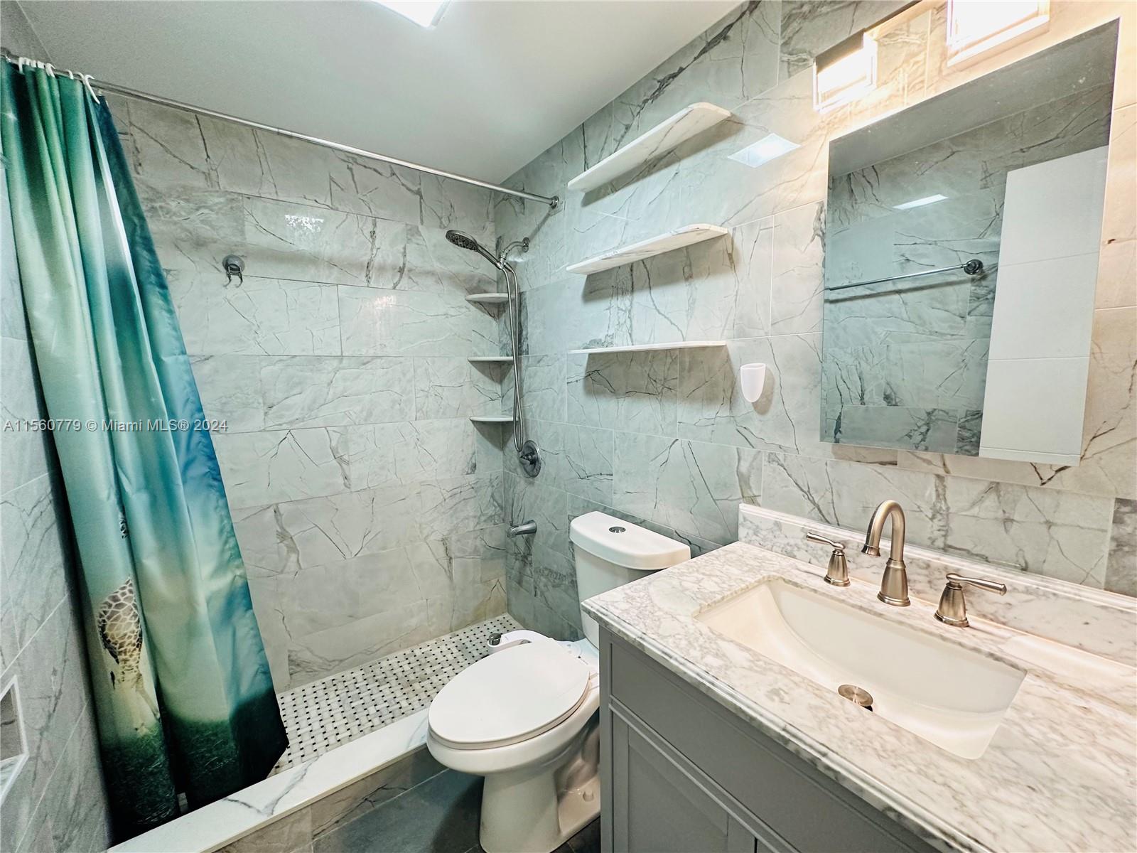 800 SW 11th Ave 7A, Hallandale Beach, Florida 33009, 1 Bedroom Bedrooms, ,1 BathroomBathrooms,Residential,For Sale,800 SW 11th Ave 7A,A11560779