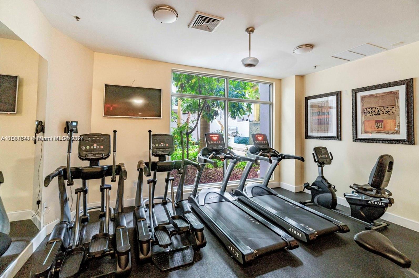 1830 Radius Dr 516, Hollywood, Florida 33020, 1 Bedroom Bedrooms, ,1 BathroomBathrooms,Residentiallease,For Rent,1830 Radius Dr 516,A11561641