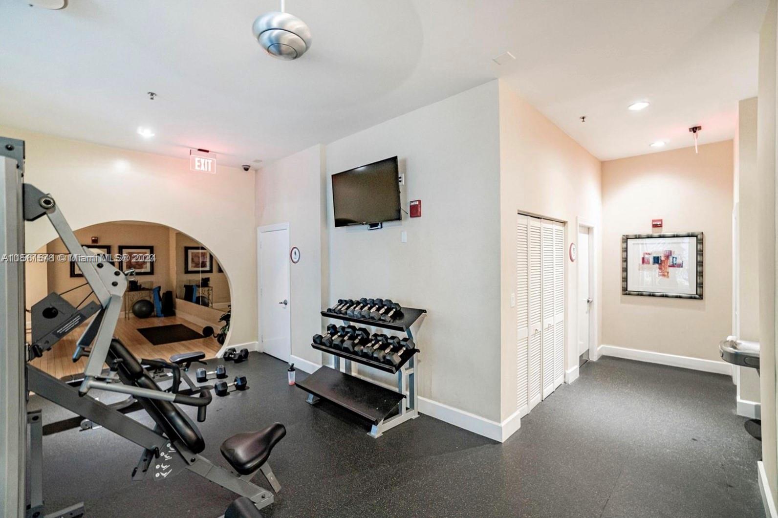 1830 Radius Dr 516, Hollywood, Florida 33020, 1 Bedroom Bedrooms, ,1 BathroomBathrooms,Residentiallease,For Rent,1830 Radius Dr 516,A11561641