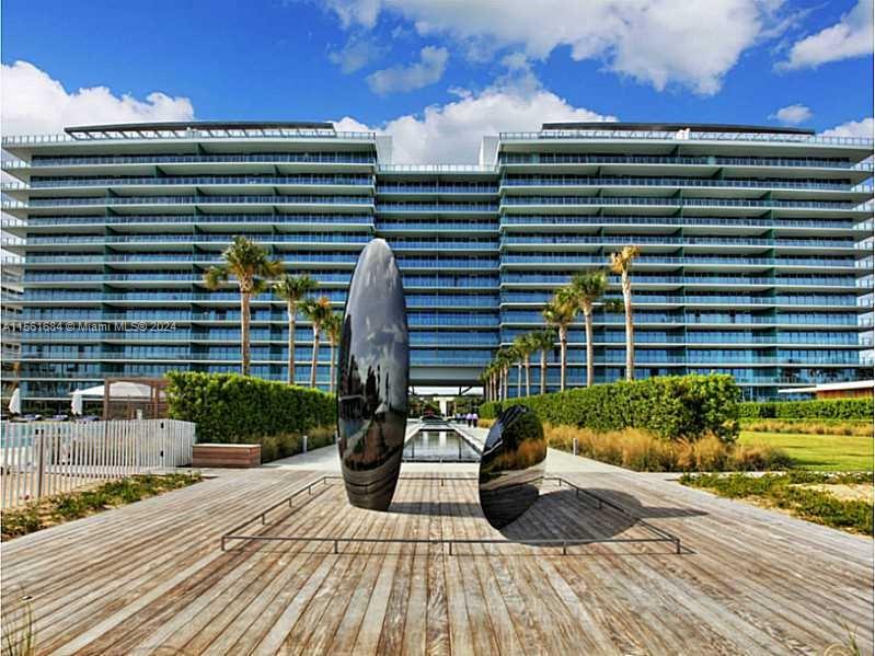 A Spectacular unit at the prestigious Oceana Key Biscayne with open views of the Ocean. Top-class amenities including 100x100 ft. recreational pool, a lap pool, state of the art fitness center, spa, media room, kids room pool beach, restaurant and more! Private elevator access to unit with floor to ceiling windows throughout. Unit is tastefully furnished.