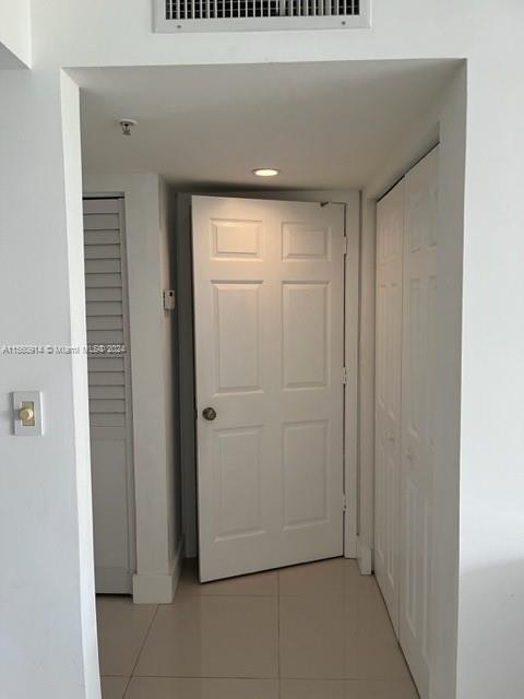 1401 Bay Rd 309, Miami Beach, Florida 33139, 2 Bedrooms Bedrooms, ,2 BathroomsBathrooms,Residentiallease,For Rent,1401 Bay Rd 309,A11560914