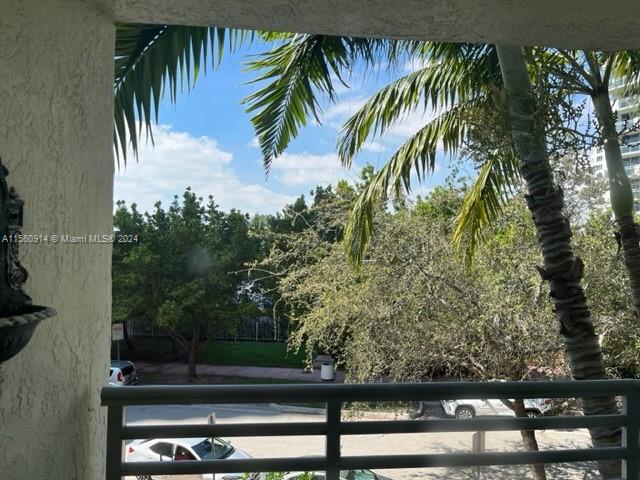 1401 Bay Rd 309, Miami Beach, Florida 33139, 2 Bedrooms Bedrooms, ,2 BathroomsBathrooms,Residentiallease,For Rent,1401 Bay Rd 309,A11560914