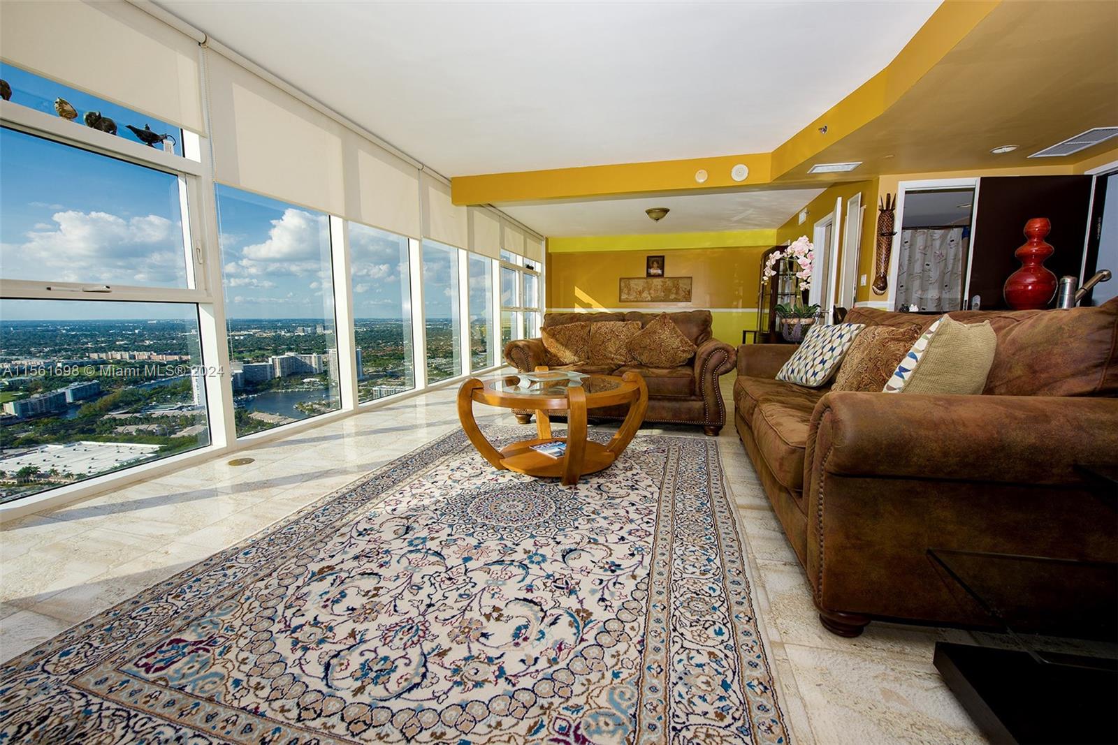 1830 S Ocean Dr 5107, Hallandale Beach, Florida 33009, 1 Bedroom Bedrooms, ,1 BathroomBathrooms,Residential,For Sale,1830 S Ocean Dr 5107,A11561698