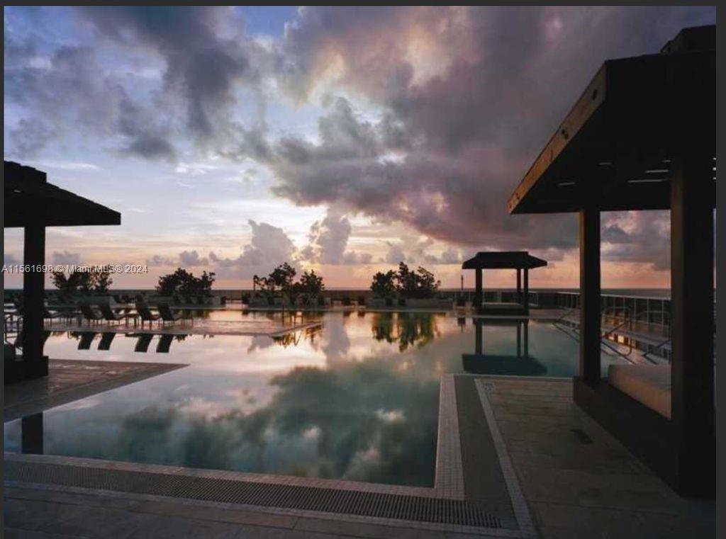 1830 S Ocean Dr 5107, Hallandale Beach, Florida 33009, 1 Bedroom Bedrooms, ,1 BathroomBathrooms,Residential,For Sale,1830 S Ocean Dr 5107,A11561698