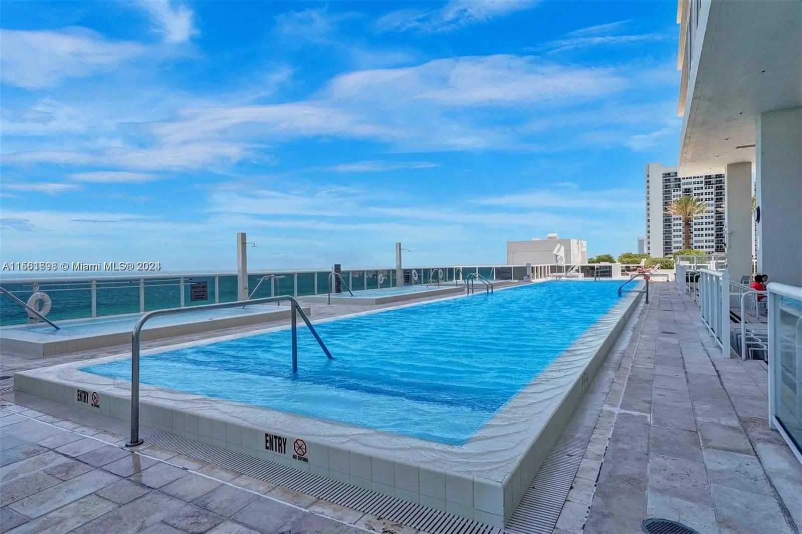 1830 S Ocean Dr 5107, Hallandale Beach, Florida 33009, 1 Bedroom Bedrooms, ,1 BathroomBathrooms,Residential,For Sale,1830 S Ocean Dr 5107,A11561698