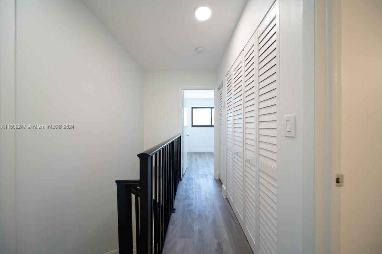 5750 Turin St 205, Coral Gables, Florida 33146, 3 Bedrooms Bedrooms, ,2 BathroomsBathrooms,Residentiallease,For Rent,5750 Turin St 205,A11559247