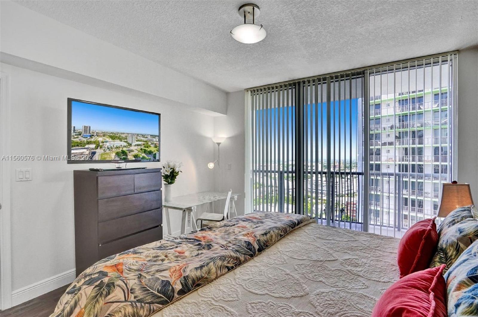 1750 N Bayshore Dr 2911, Miami, Florida 33132, 1 Bedroom Bedrooms, ,1 BathroomBathrooms,Residentiallease,For Rent,1750 N Bayshore Dr 2911,A11560576