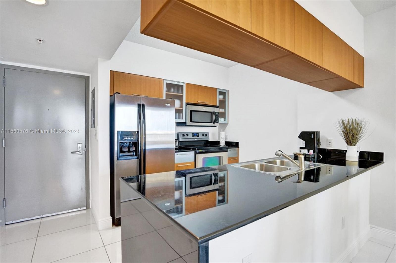 1750 N Bayshore Dr 2911, Miami, Florida 33132, 1 Bedroom Bedrooms, ,1 BathroomBathrooms,Residentiallease,For Rent,1750 N Bayshore Dr 2911,A11560576