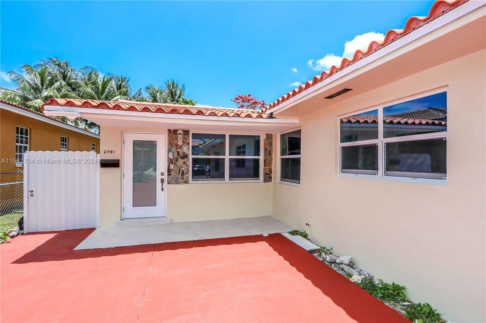 2941 SW 36th Ave #FRONT For Sale A11561704, FL