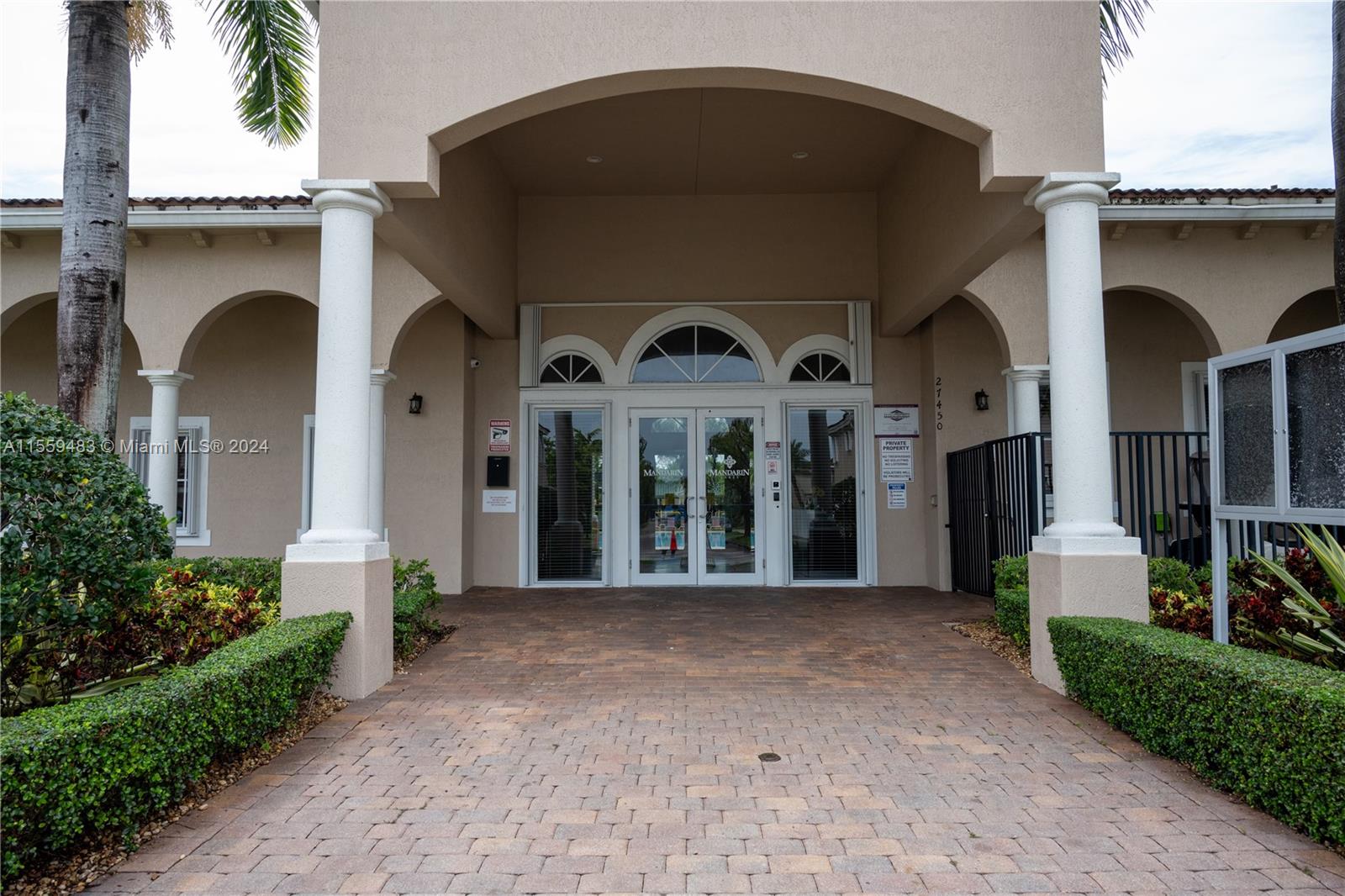 14045 SW 270th Ter, Homestead, Florida 33032, 3 Bedrooms Bedrooms, ,2 BathroomsBathrooms,Residential,For Sale,14045 SW 270th Ter,A11559483