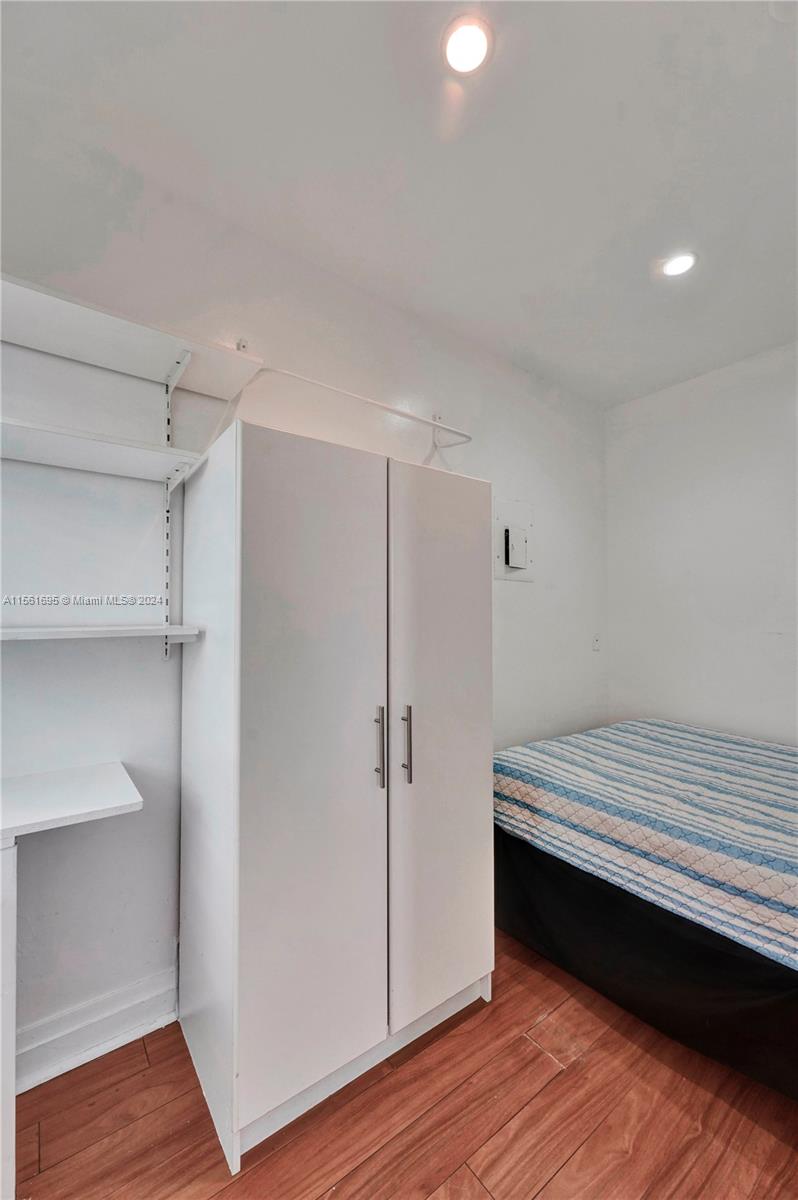 7820 Abbott Ave 1, Miami Beach, Florida 33141, 2 Bedrooms Bedrooms, ,1 BathroomBathrooms,Residentiallease,For Rent,7820 Abbott Ave 1,A11561695