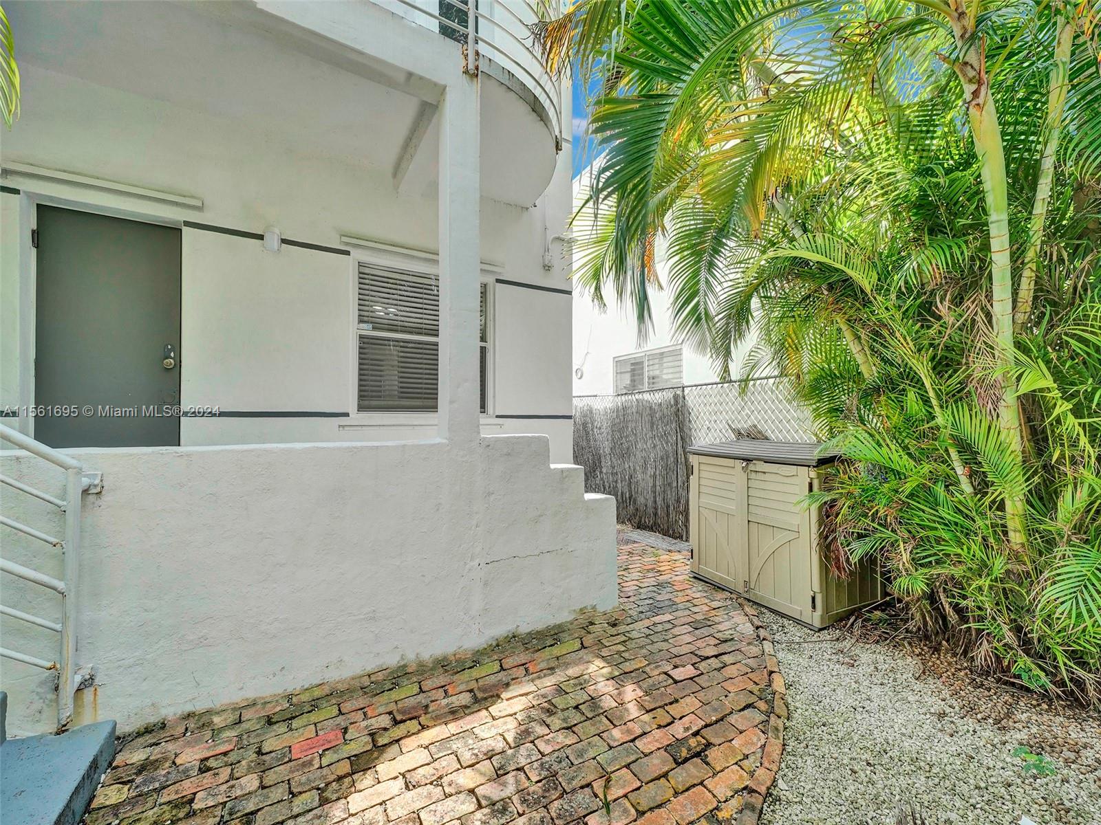 7820 Abbott Ave 1, Miami Beach, Florida 33141, 2 Bedrooms Bedrooms, ,1 BathroomBathrooms,Residentiallease,For Rent,7820 Abbott Ave 1,A11561695