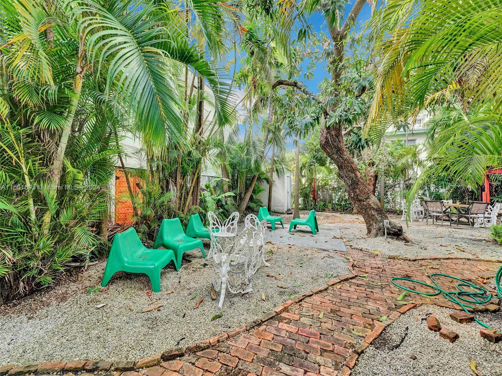 7820 Abbott Ave 1, Miami Beach, Florida 33141, 2 Bedrooms Bedrooms, ,1 BathroomBathrooms,Residentiallease,For Rent,7820 Abbott Ave 1,A11561695
