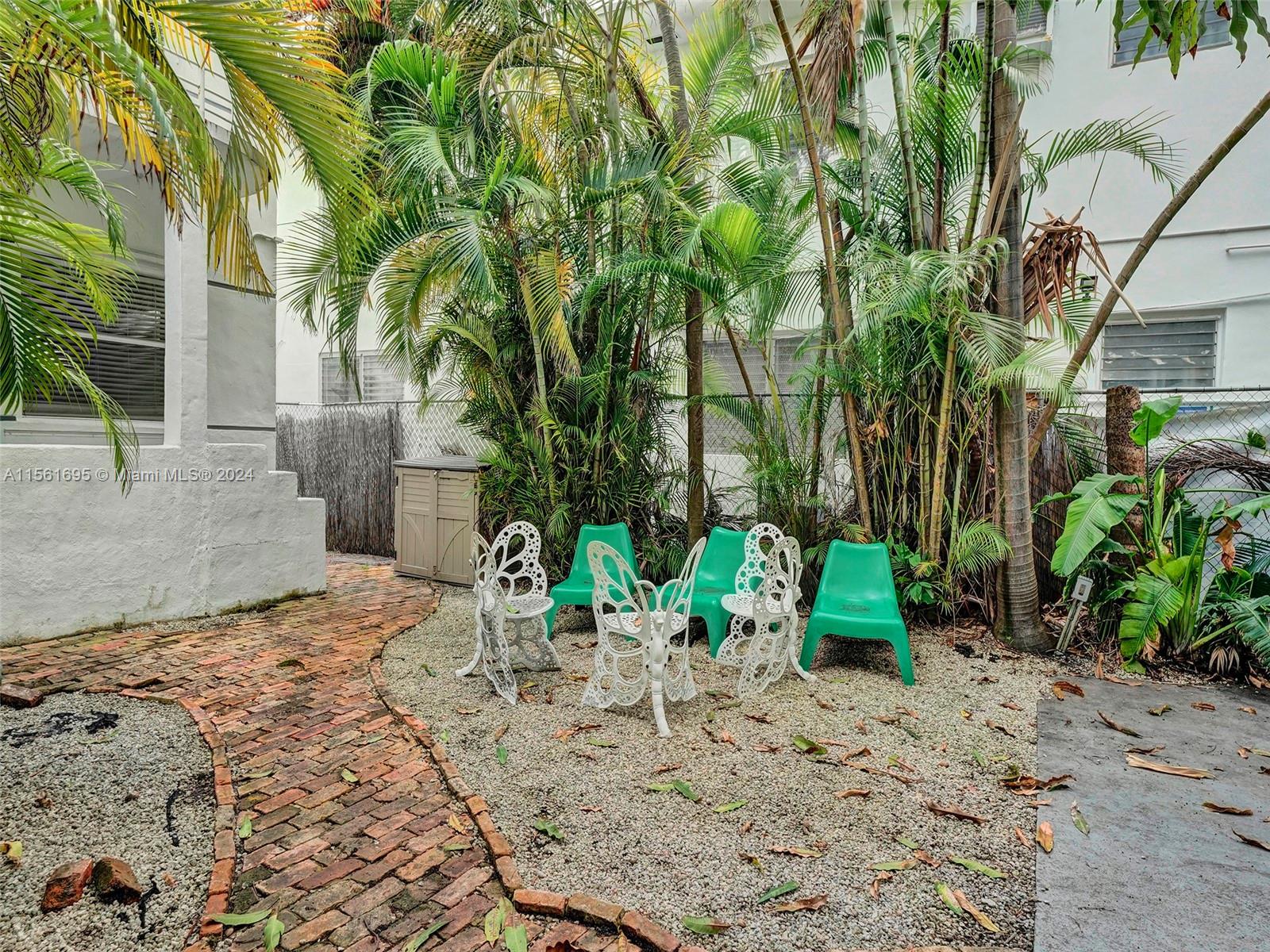 7820 Abbott Ave 1, Miami Beach, Florida 33141, 2 Bedrooms Bedrooms, ,1 BathroomBathrooms,Residentiallease,For Rent,7820 Abbott Ave 1,A11561695