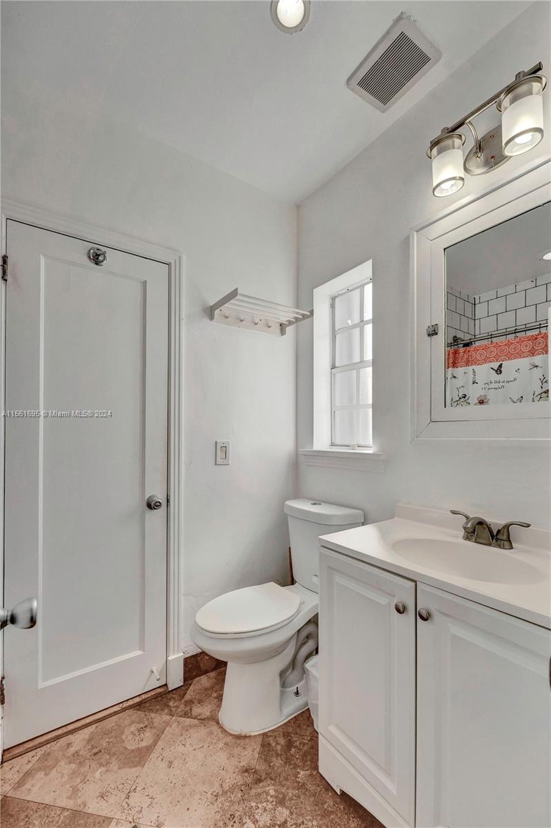 7820 Abbott Ave 1, Miami Beach, Florida 33141, 2 Bedrooms Bedrooms, ,1 BathroomBathrooms,Residentiallease,For Rent,7820 Abbott Ave 1,A11561695