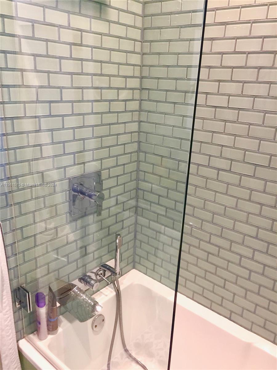 20 Island Ave 1506, Miami Beach, Florida 33139, 1 Bedroom Bedrooms, ,1 BathroomBathrooms,Residentiallease,For Rent,20 Island Ave 1506,A11561575