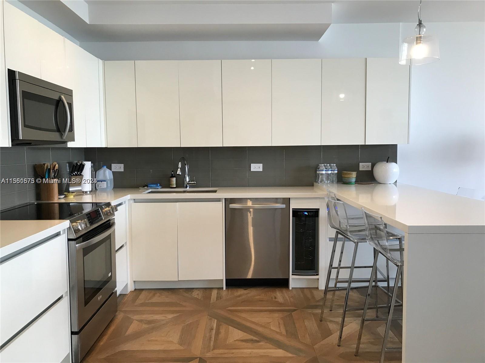 20 Island Ave 1506, Miami Beach, Florida 33139, 1 Bedroom Bedrooms, ,1 BathroomBathrooms,Residentiallease,For Rent,20 Island Ave 1506,A11561575