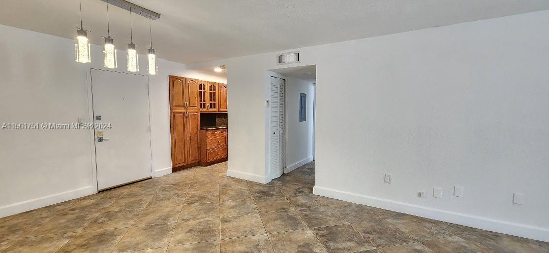 Walk/bike path, with walkway to beach