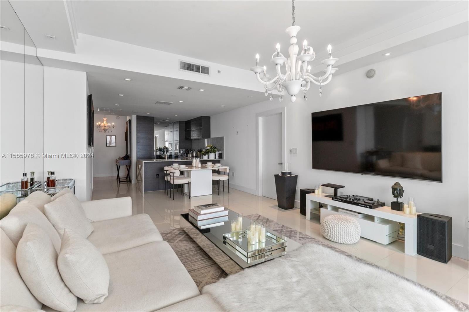 900 Biscayne Blvd 5009, Miami, Florida 33132, 2 Bedrooms Bedrooms, ,3 BathroomsBathrooms,Residential,For Sale,900 Biscayne Blvd 5009,A11555976