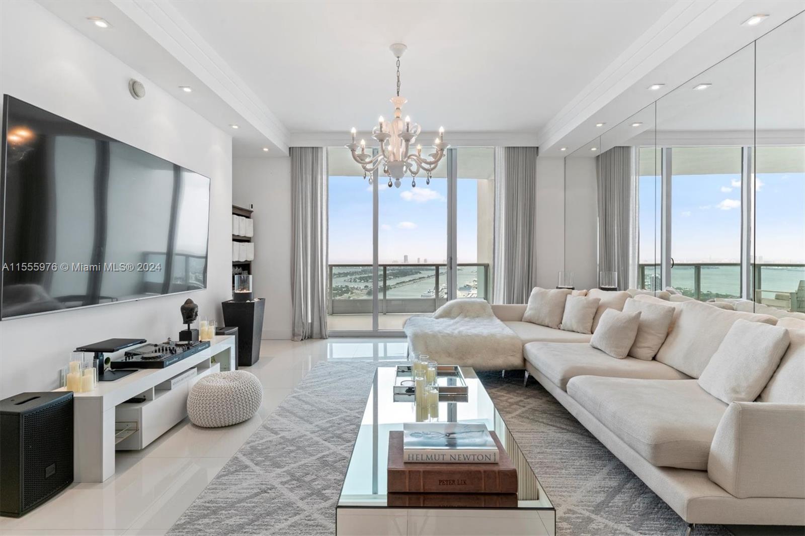 900 Biscayne Blvd 5009, Miami, Florida 33132, 2 Bedrooms Bedrooms, ,3 BathroomsBathrooms,Residential,For Sale,900 Biscayne Blvd 5009,A11555976